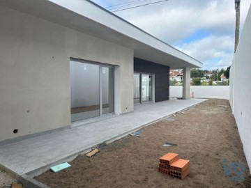 Maison 3 Chambres à Monte Redondo e Carreira