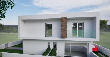 House 4 Bedrooms in Fernão Ferro