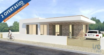 House 2 Bedrooms in Nossa Senhora do Pópulo, Coto e São Gregório