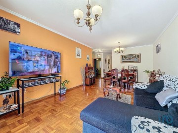 Apartamento 2 Quartos em Caniço