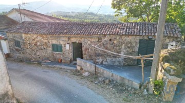 Maison 2 Chambres à São Miguel, Santa Eufémia e Rabaçal