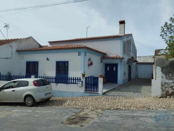 House 4 Bedrooms in Tolosa