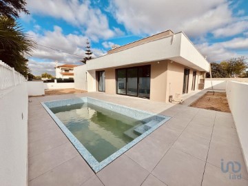 Maison 4 Chambres à Azeitão (São Lourenço e São Simão)