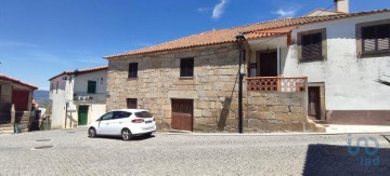 House 5 Bedrooms in Barcos e Santa Leocádia