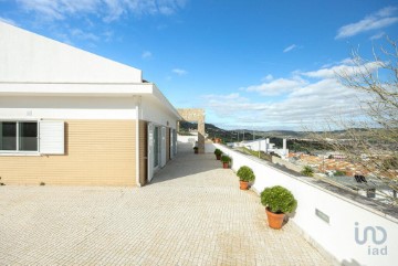 House 5 Bedrooms in Arruda dos Vinhos