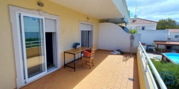 Apartamento 2 Quartos em Carvoeira