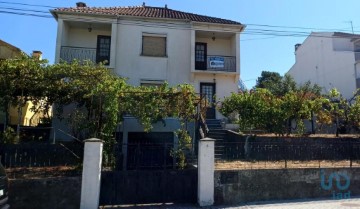 House 7 Bedrooms in Orvalho