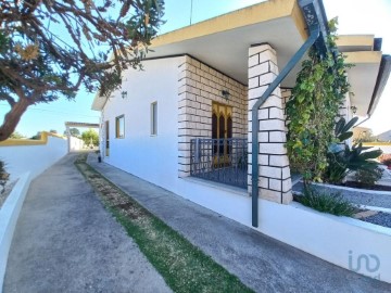 House 3 Bedrooms in Fonte de Angeão e Covão do Lobo