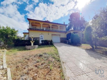 House 4 Bedrooms in Cristoval