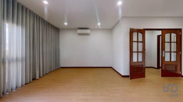 Apartamento 3 Quartos em Gondomar (São Cosme), Valbom e Jovim