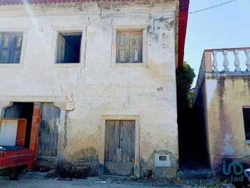 House  in Barcouço