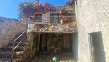 Moradia 2 Quartos em Aguiar da Beira e Coruche