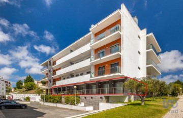 Apartment 3 Bedrooms in Santo Onofre e Serra do Bouro