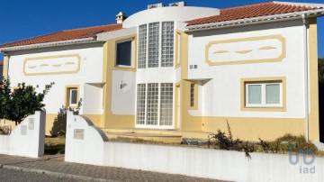 House 5 Bedrooms in Constância