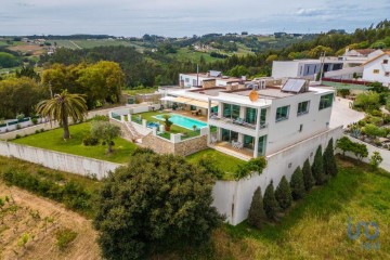 Maison 4 Chambres à Cela