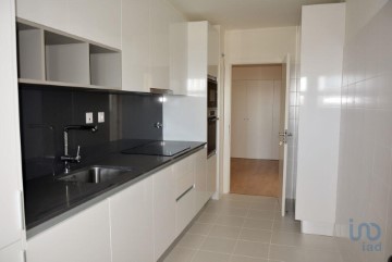 Apartamento 2 Quartos em Lumiar