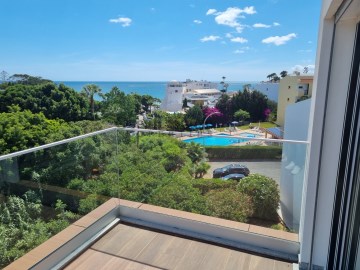 Apartamento-penthouse-vista-mar-garagem-piscina-pr