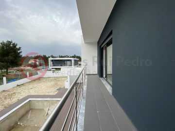 moradia isolada nova com piscina quinta de valadar