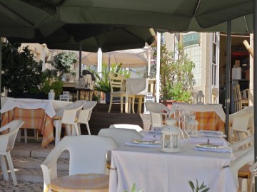 RESTAURANTE JUNTO À PRAIA DE SESIMBRA