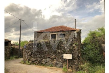 Moradia 3 Quartos em Vila Nova