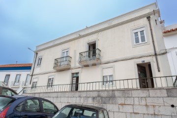 Edificio en Nazaré