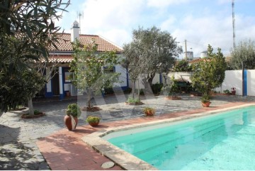 House 5 Bedrooms in Azinheira Barros e São Mamede do Sádão