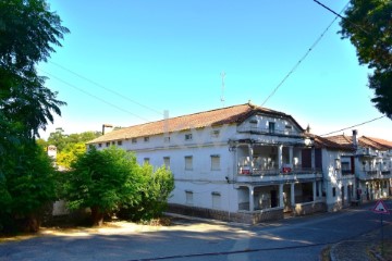 Building in Monfortinho e Salvaterra do Extremo