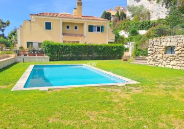 House 2 Bedrooms in Cascais e Estoril