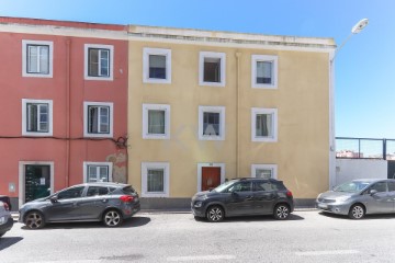 Apartment 1 Bedroom in Alcântara