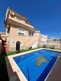 House 3 Bedrooms in Puerto de Mazarron