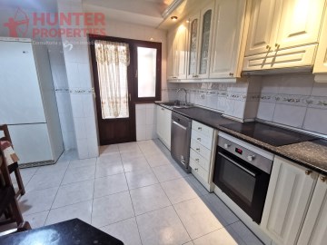 Apartment 3 Bedrooms in Allendeduero - Barrio de la Estación