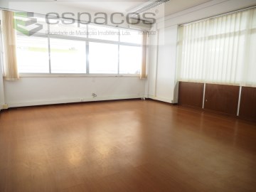 Escritórios Vale Figueira - Sala 27,50m2