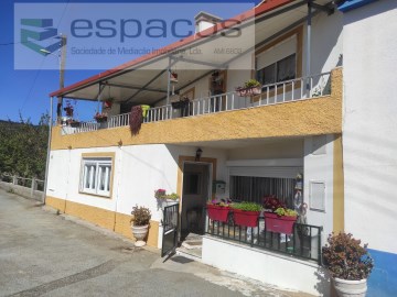 House 6 Bedrooms in Sobreira Formosa e Alvito da Beira