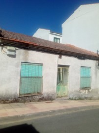 Country homes in Villamayor