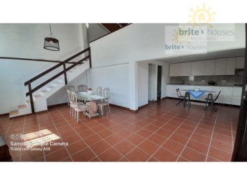 House 1 Bedroom in Serra e Junceira