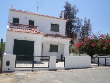 Maison 2 Chambres à Monte Gordo