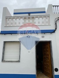 House 2 Bedrooms in Cuba
