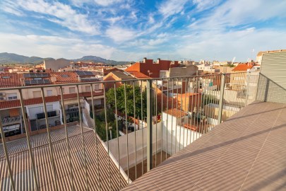 Duplex 4 Bedrooms in Zona Esportiva - Sant Pere