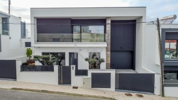 Casa o chalet 4 Habitaciones en Santa Iria de Azoia, São João da Talha e Bobadela