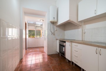 Apartamento 2 Quartos em Areeiro