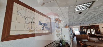 Commercial premises in Loures