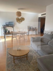 Apartment 2 Bedrooms in Alcântara