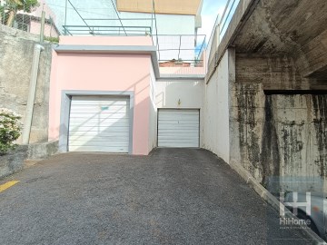 Estacionamentos em garagem fechada no Funchal de 4