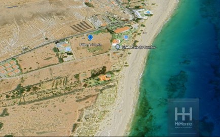 Terreno com 12560m2 | Ilha do Porto Santo