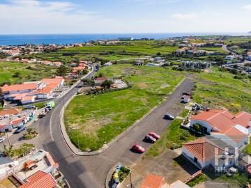 Vende-se Terreno para construção na Ilha do Porto 