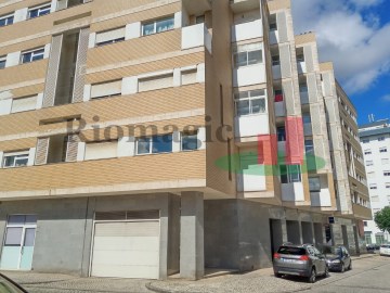 Apartamento T1 em Rio Maior