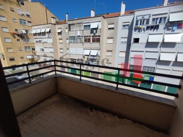 Apartamento T3 no centro de Santarém