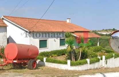 Moradia T2 em Évora de Alcobaça