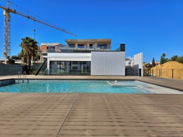 Nouvel appartement de 2 chambres avec piscine et t