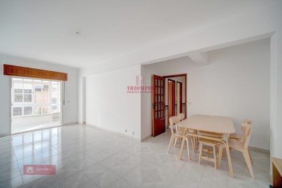 Apartamento T2 Cacém, Sintra